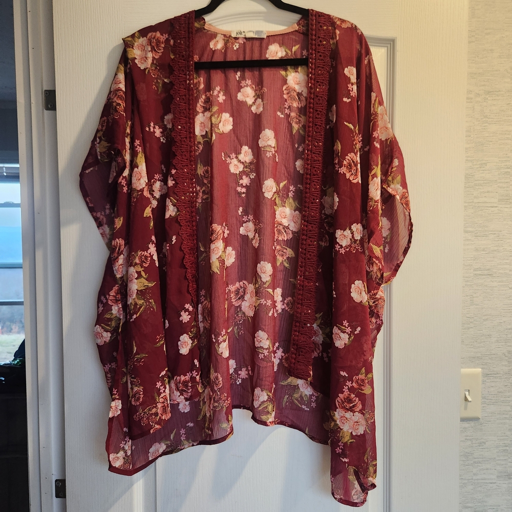 Jolt Burgundy and Pink Floral Kimono Size M Euc